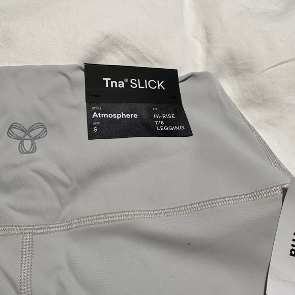 BNWT TNA leggings - Picture 5 of 6